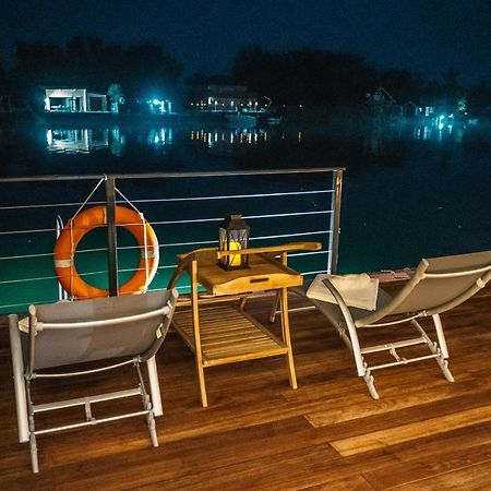 Congo Bungalow Улцинь Екстер'єр фото